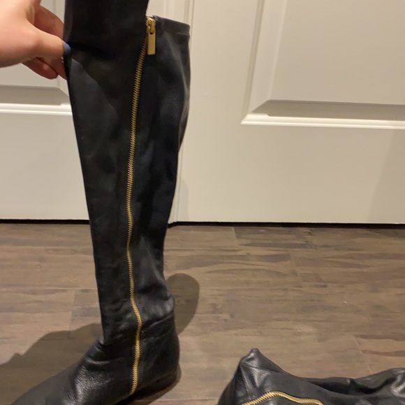 Micheal Kors leather knee high boots - Picture 3 of 5